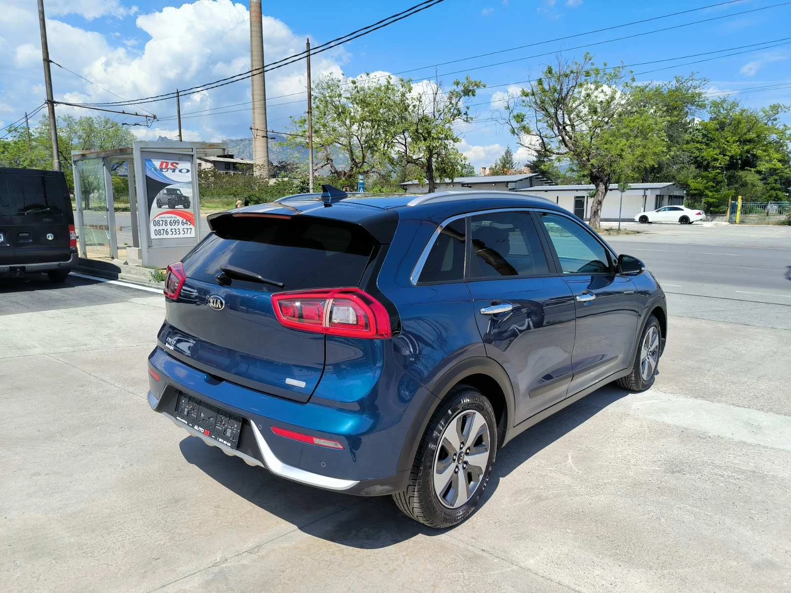 Kia Niro 1.6i-Navi-Euro-6D-Kamera, снимка 5 - Автомобили и джипове - 54564314
