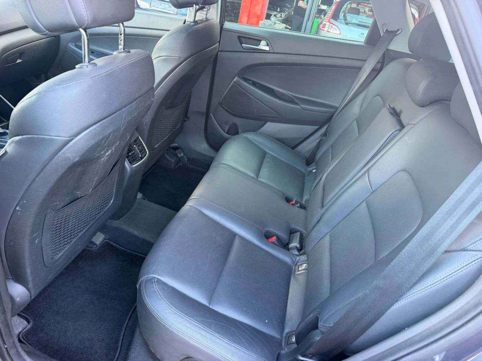 Hyundai Tucson 2.0 CRDI Vertex 4WD , снимка 9 - Автомобили и джипове - 55260282