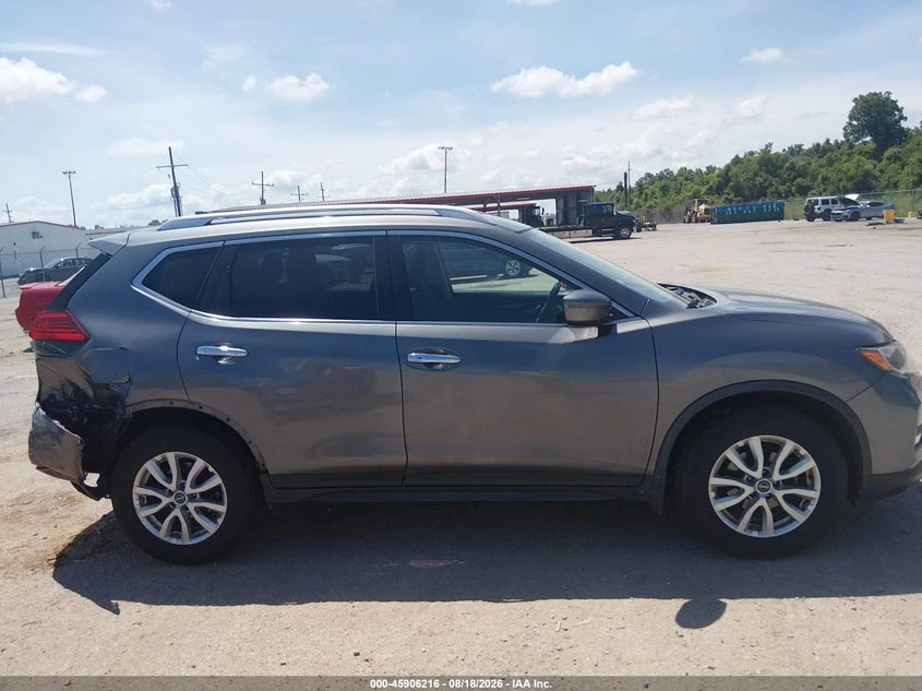 Nissan Rogue 2.5l Sv, снимка 13 - Автомобили и джипове - 55815898