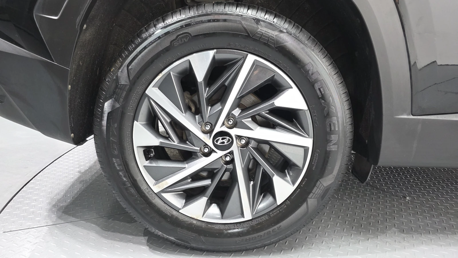 Hyundai Tucson Gasoline 1.6 Turbo 2WD autogeorge.com, снимка 8 - Автомобили и джипове - 56102549