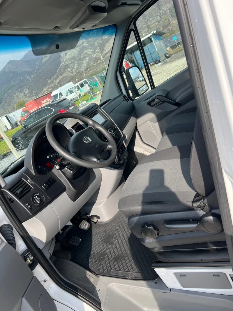 VW Crafter Климатроник Падащ борд ЕВРО 5М, снимка 17 - Бусове и автобуси - 52726290