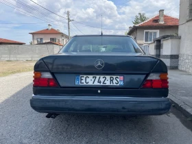 Mercedes-Benz E 260 * климатик * автоматик * v6, снимка 5