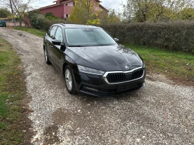     Skoda Octavia digital