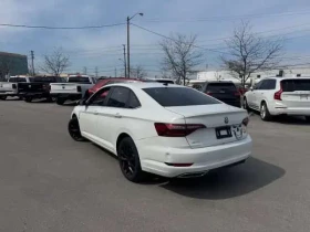 VW Jetta * EXECLINE * PANO * BEATS * ОБУДХВАНЕ* CARPLAY - 15450 € / 30217.57 лв. - 97203378 4