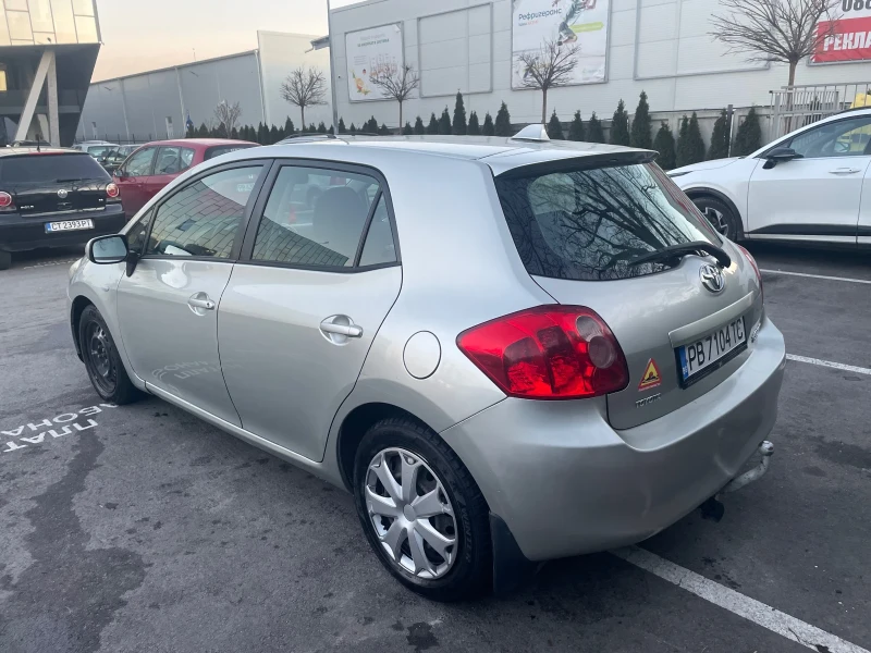 Toyota Auris 2.0 D4D, снимка 8 - Автомобили и джипове - 48604333