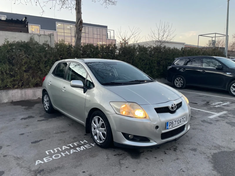 Toyota Auris 2.0 D4D, снимка 1 - Автомобили и джипове - 48604333