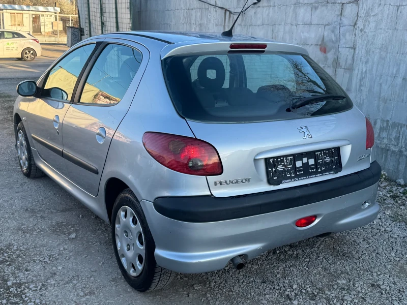 Peugeot 206, снимка 2 - Автомобили и джипове - 49595349