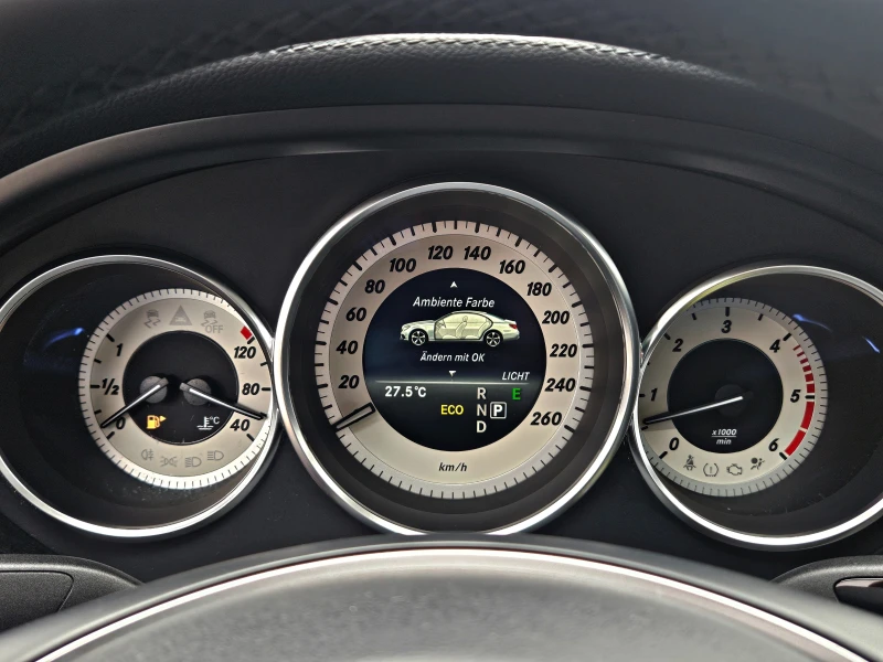 Mercedes-Benz CLS 350 AMG/FACE/GERMANY/DISTR/CAMERA/AMBIENT/CAR PLAY/LIZ, снимка 9 - Автомобили и джипове - 50386545