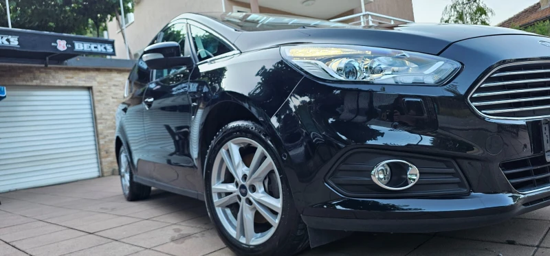 Ford S-Max Titanium 1.5/160pc Изклюително запазен и подържан