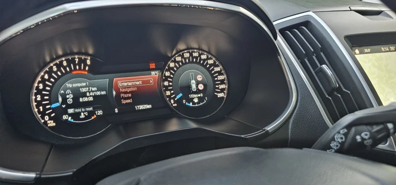 Ford S-Max Titanium 1.5/160pc Изклюително запазен и подържан, снимка 13 - Автомобили и джипове - 51320932