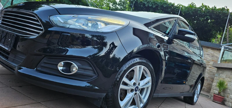 Ford S-Max Titanium 1.5/160pc Изклюително запазен и подържан, снимка 2 - Автомобили и джипове - 51320932