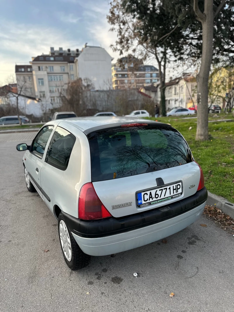 Renault Clio 1.2L L4 SOHC 8V, снимка 5 - Автомобили и джипове - 52847070