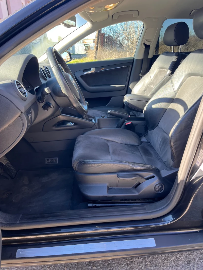 Audi A3 1.9tdi КСЕНОН КОЖА КЛИМАТРОНИК, снимка 8 - Автомобили и джипове - 53388195
