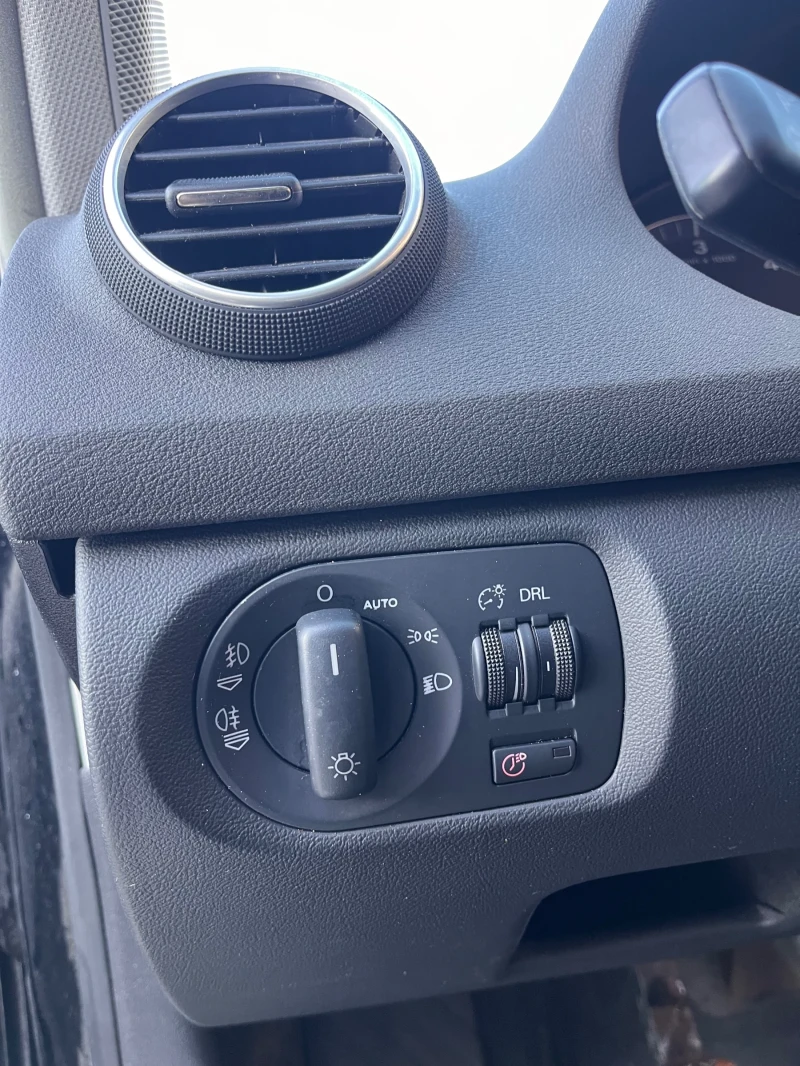 Audi A3 1.9tdi, снимка 12 - Автомобили и джипове - 52913660