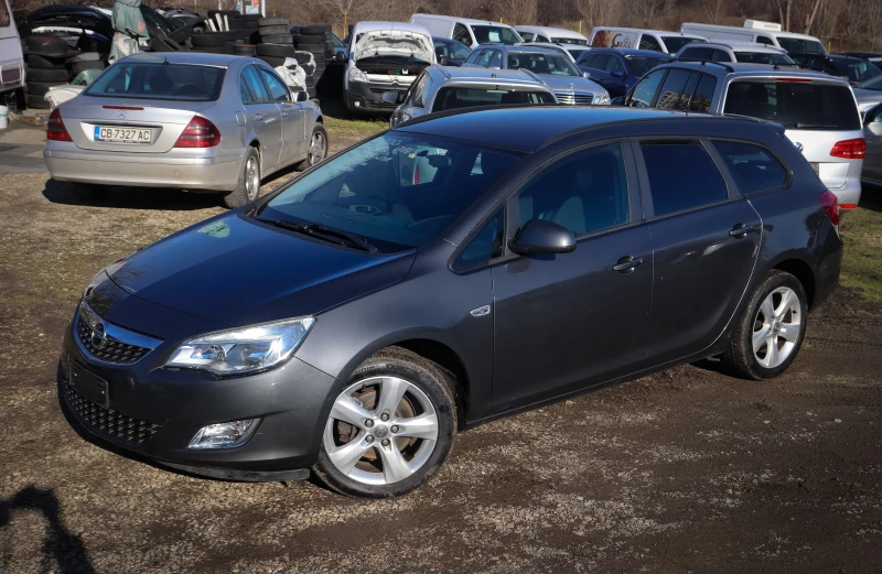 Opel Astra 1.7CDTI - 110к.с. EURO 5А, снимка 2 - Автомобили и джипове - 53155732