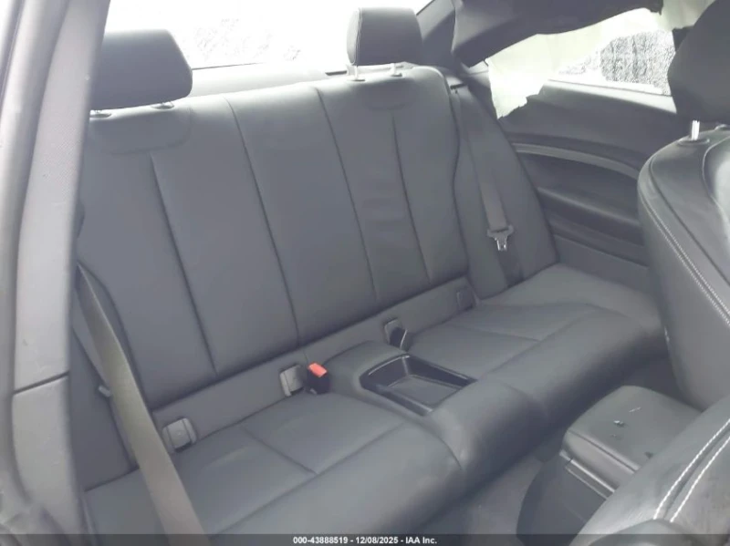 BMW 240 3l MI xDrive, снимка 8 - Автомобили и джипове - 53215016