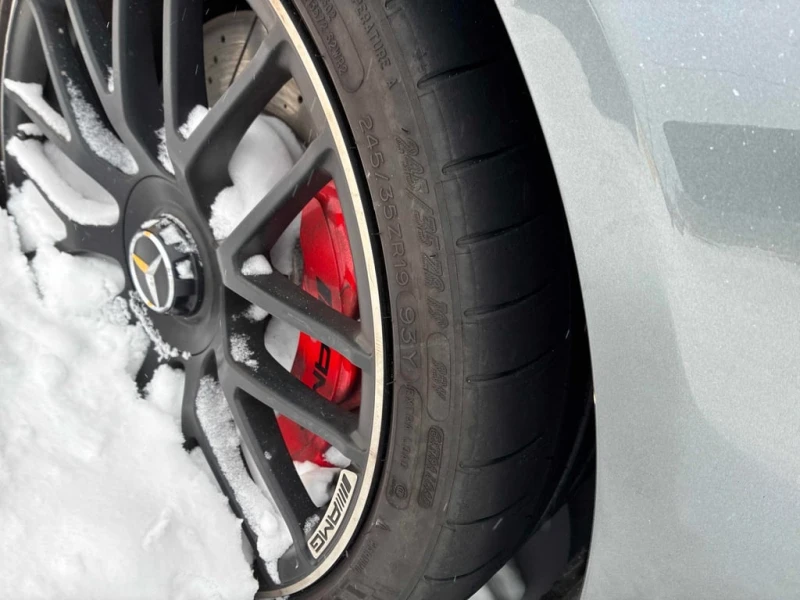 Mercedes-Benz C 63 AMG S * CARFAX * 360 КАМЕРИ* ПОДГРЕВИ, снимка 6 - Автомобили и джипове - 53303240