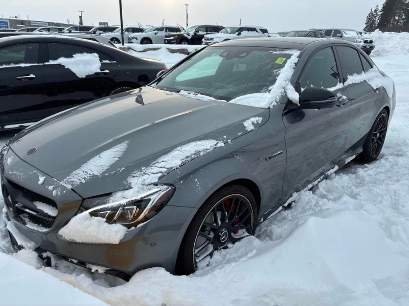 Mercedes-Benz C 63 AMG S * CARFAX * 360 КАМЕРИ* ПОДГРЕВИ