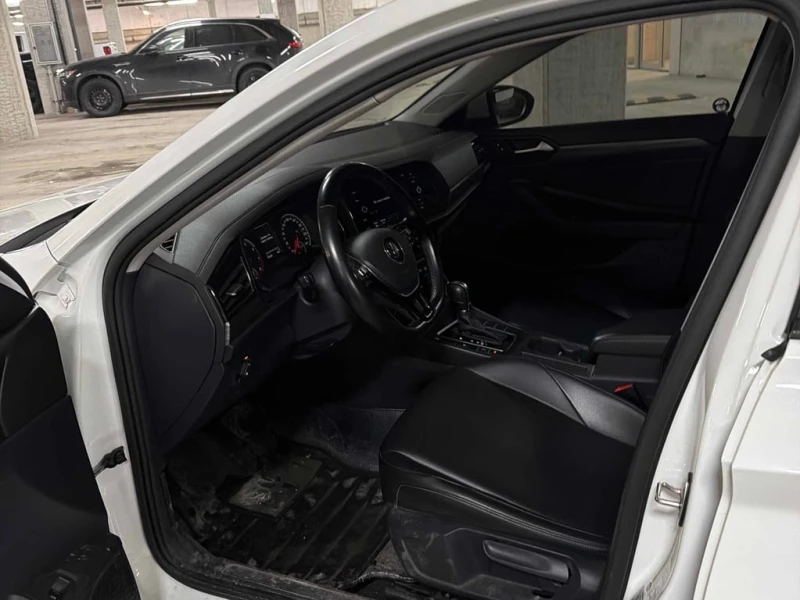 VW Jetta * Highline * * ШИБЕДАХ* * KEYLESS ENTRY* , снимка 5 - Автомобили и джипове - 53455449