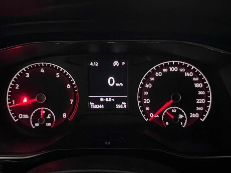 VW Jetta * Highline * * ШИБЕДАХ* * KEYLESS ENTRY* , снимка 8 - Автомобили и джипове - 53455449