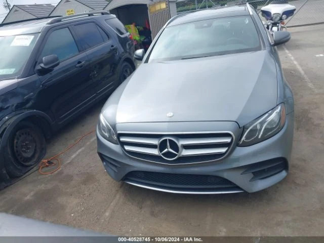 Mercedes-Benz E 400 Крайна цена! 4 MATIC, снимка 8 - Автомобили и джипове - 48448674