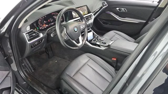 BMW 320, снимка 9 - Автомобили и джипове - 56734362