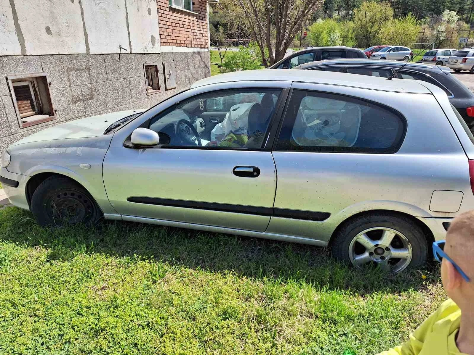 Nissan Almera На части, снимка 1