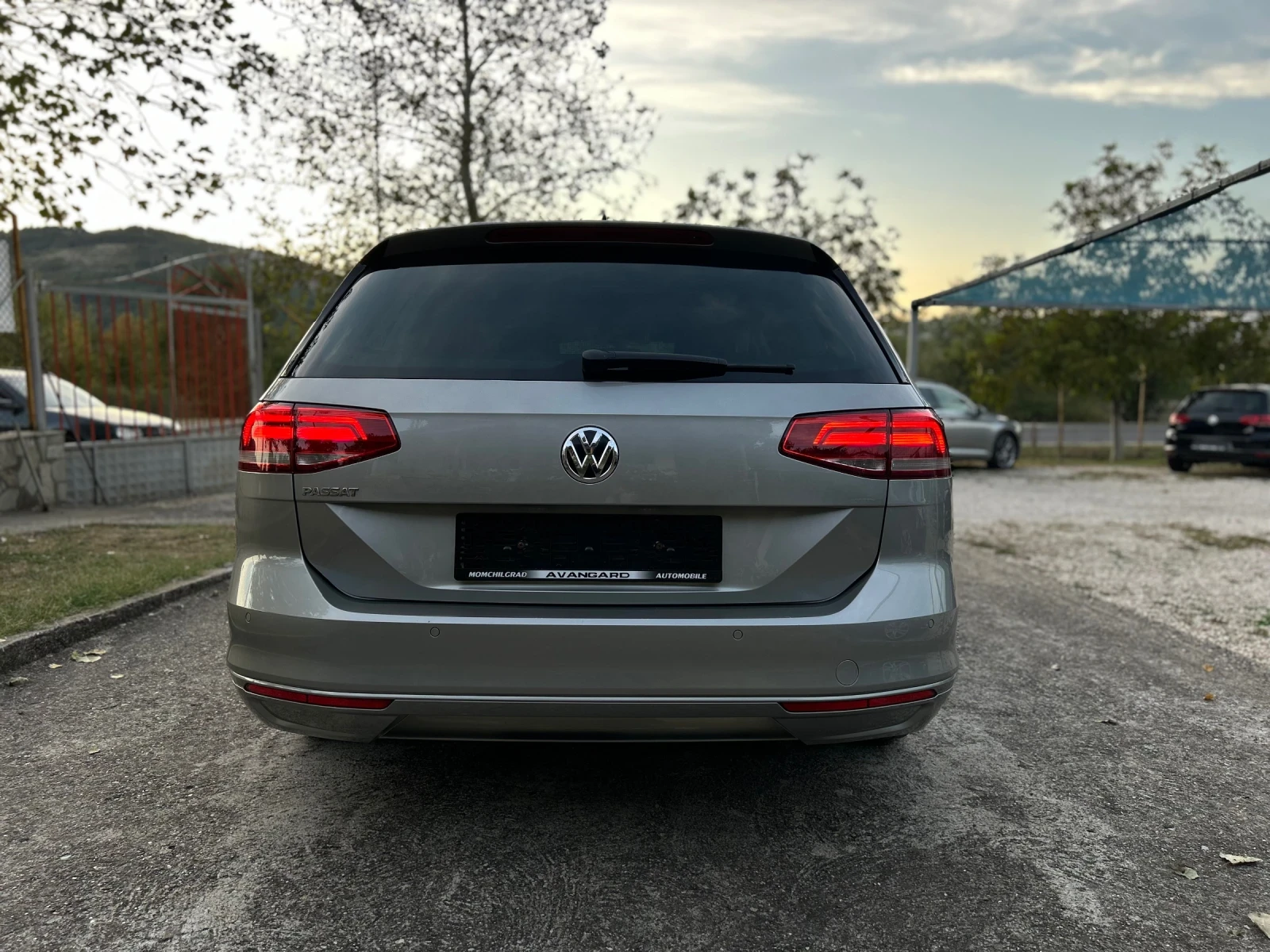 VW Passat 2.0TDI Comfortline DSG - изображение 6