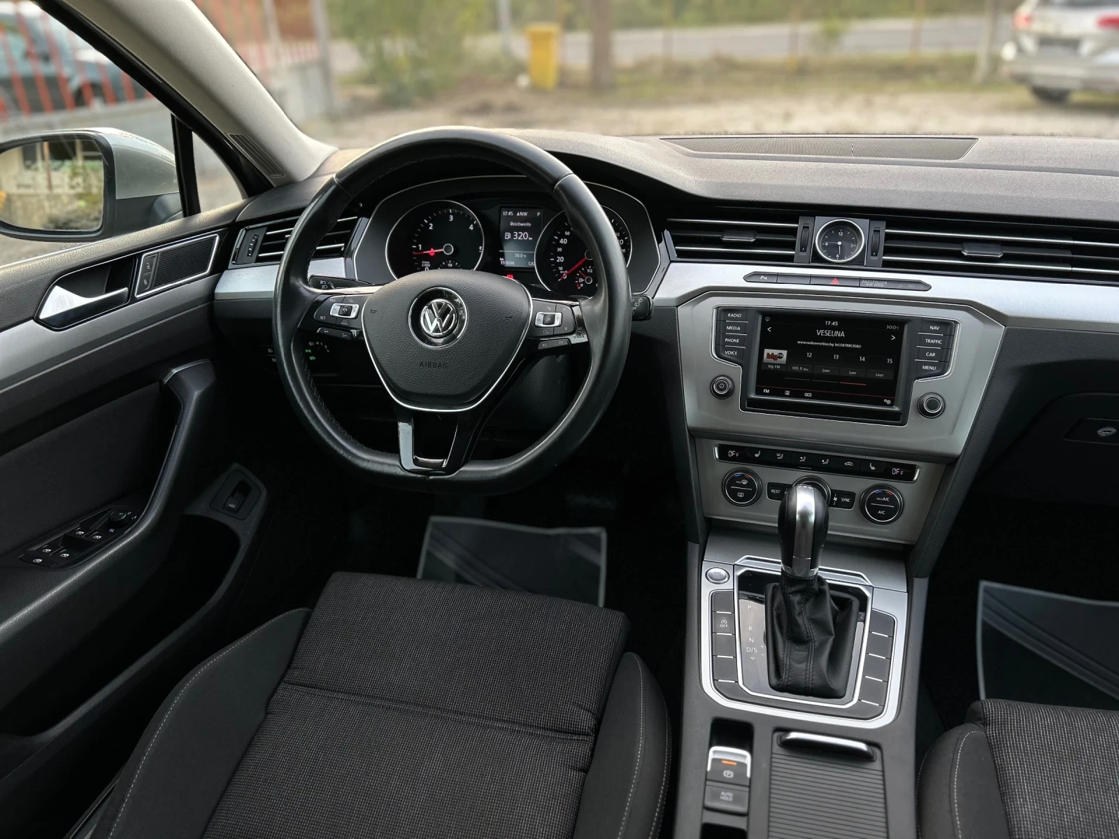 VW Passat 2.0TDI Comfortline DSG - изображение 7