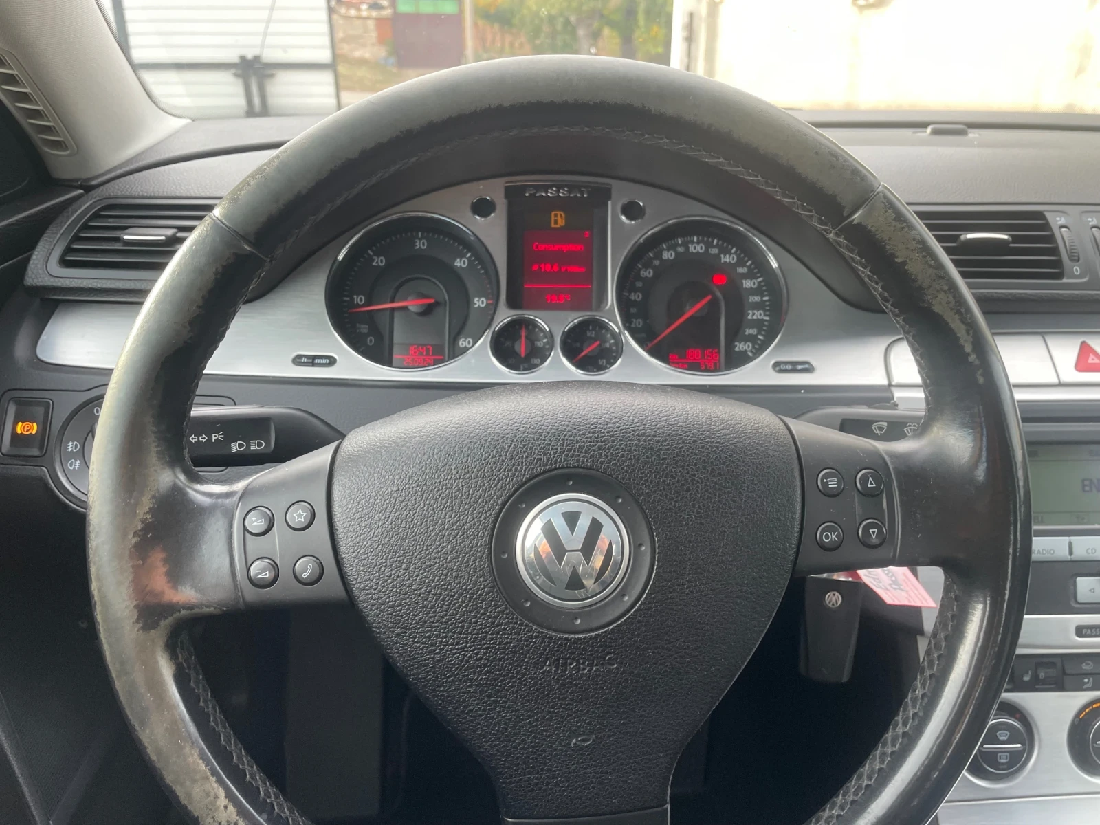 VW Passat 2, 0D-170ph-Hi-LINE-NAVI KOJA | Mobile.bg — изображение 15