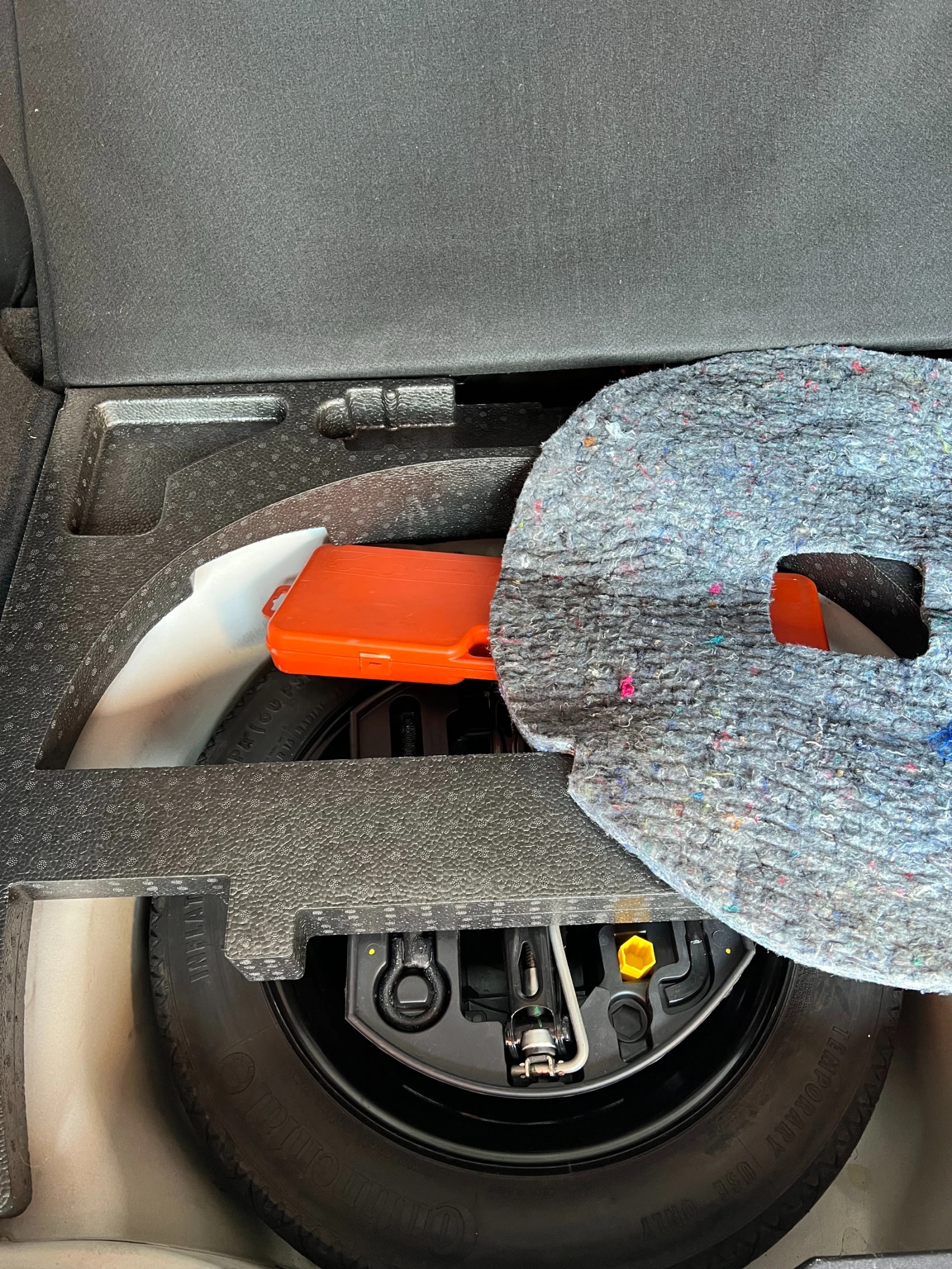 Peugeot 2008 1.6* 115hp* 6sk* LED*  | Mobile.bg   15