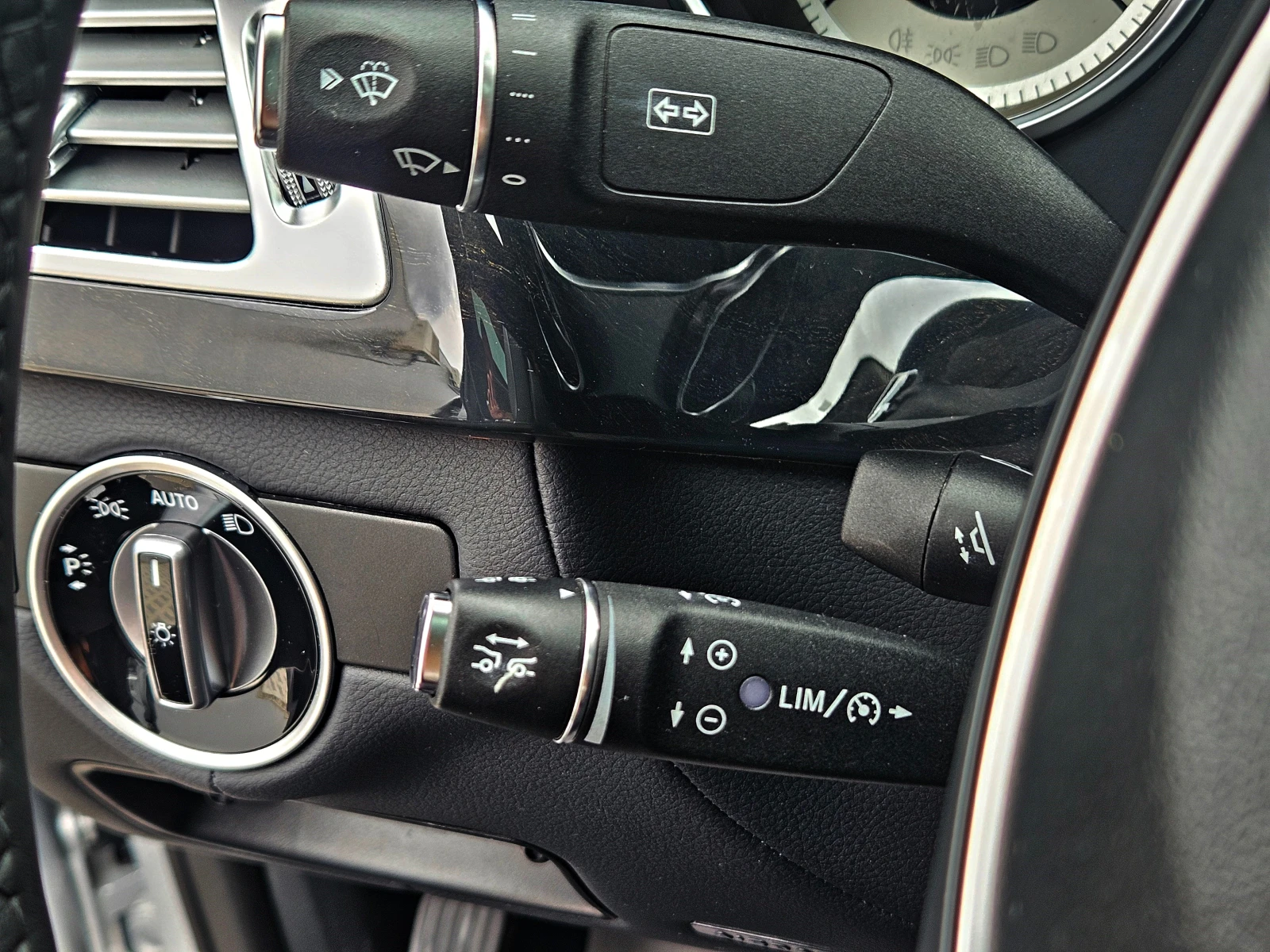 Mercedes-Benz CLS 350 AMG/FACE/GERMANY/DISTR/CAMERA/AMBIENT/CAR PLAY/LIZ | Mobile.bg   12