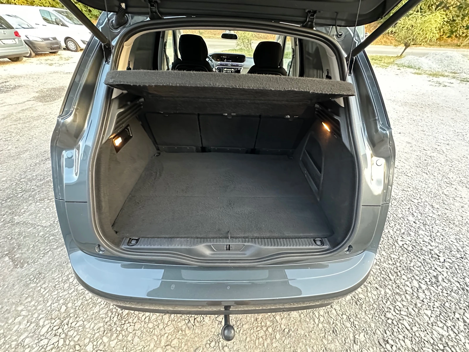 Citroen C4 Picasso 1.6HDI* FULL* EXCLUSIVE* AVTOMAT - изображение 8