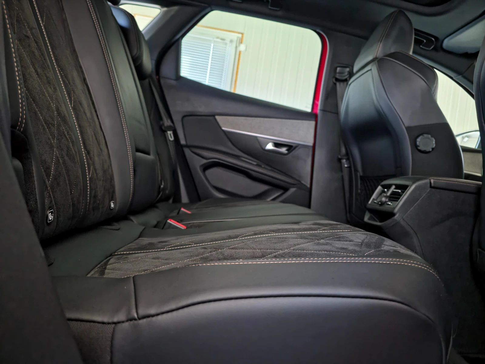 Peugeot 3008 2. 0 GT BLUEHDi 181 S&S EAT8 | Mobile.bg   11