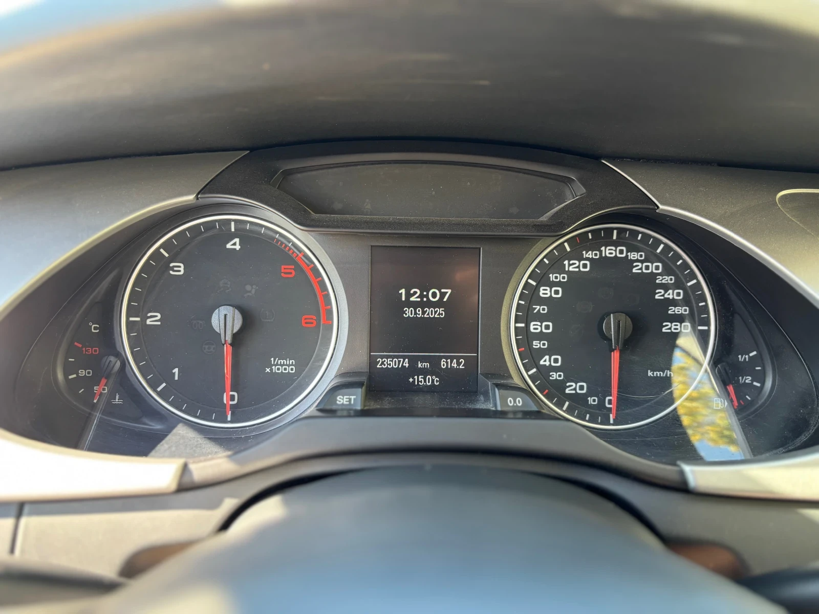 Audi A4 2.0 TDI NAVI LED | Mobile.bg — изображение 16