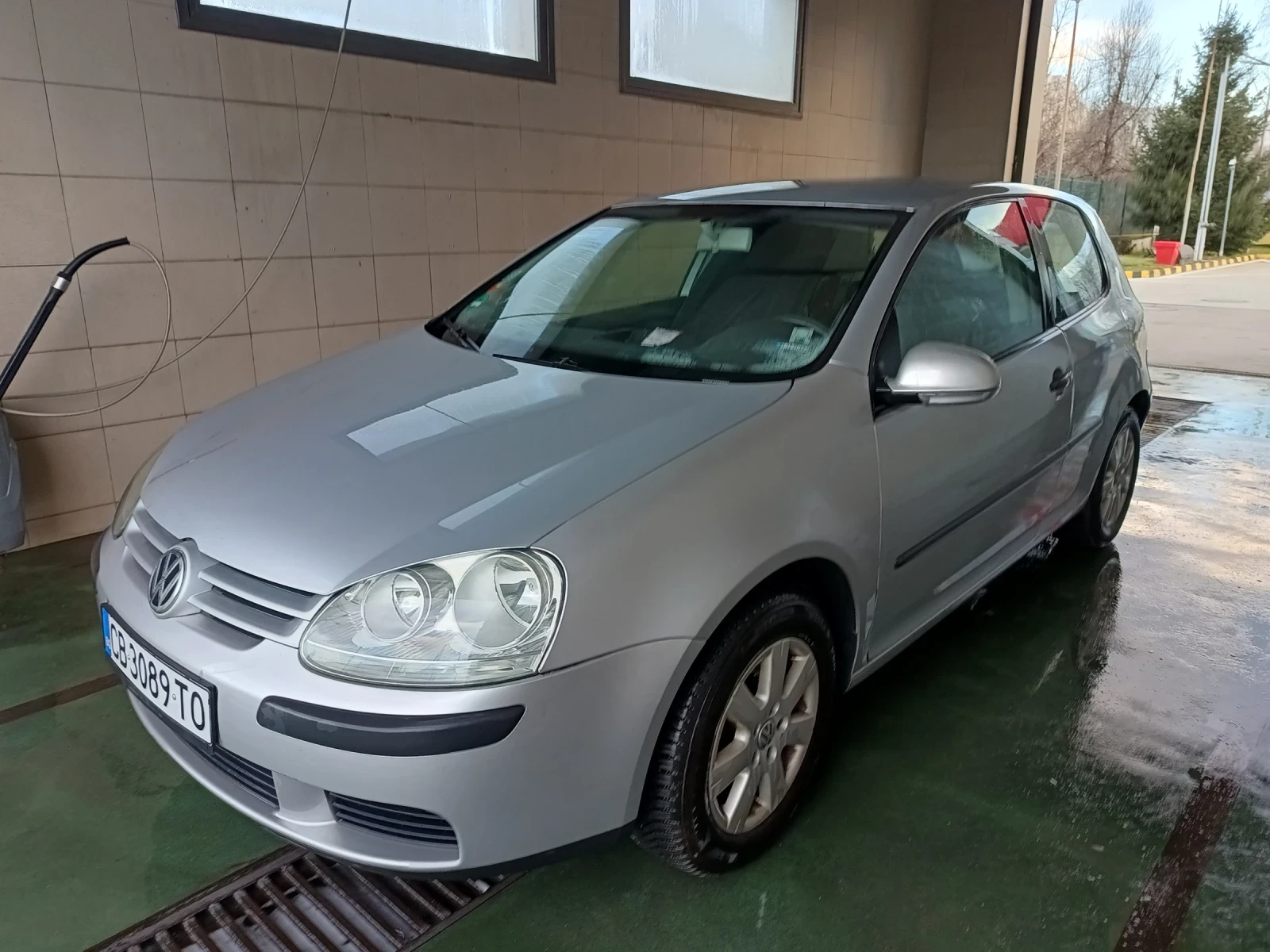 VW Golf  5 FACELIFT, снимка 15 - Автомобили и джипове - 53074213