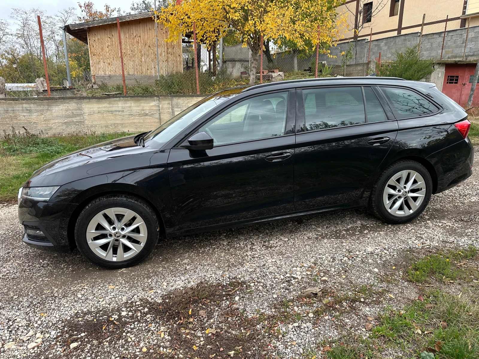 Skoda Octavia digital | Mobile.bg   4