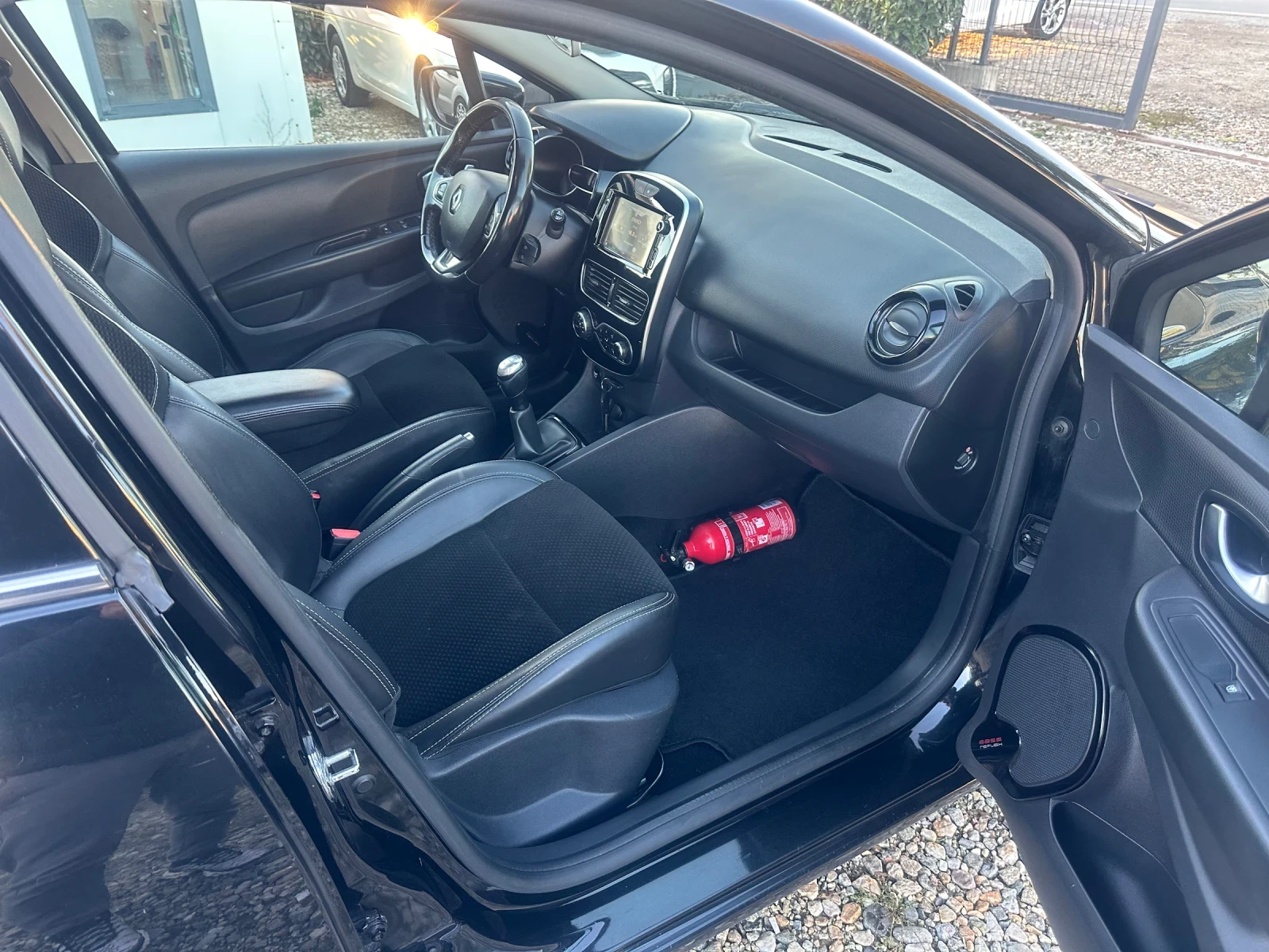 Renault Clio  - изображение 7