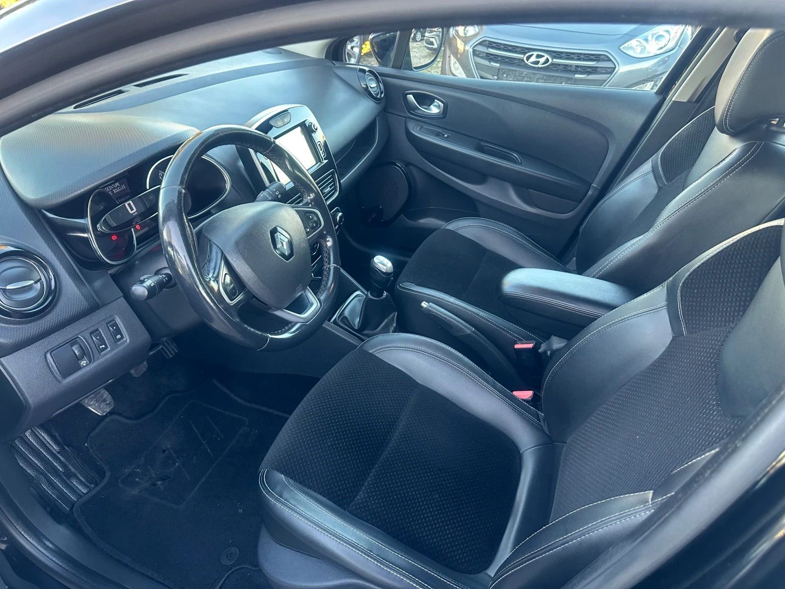 Renault Clio  - изображение 6