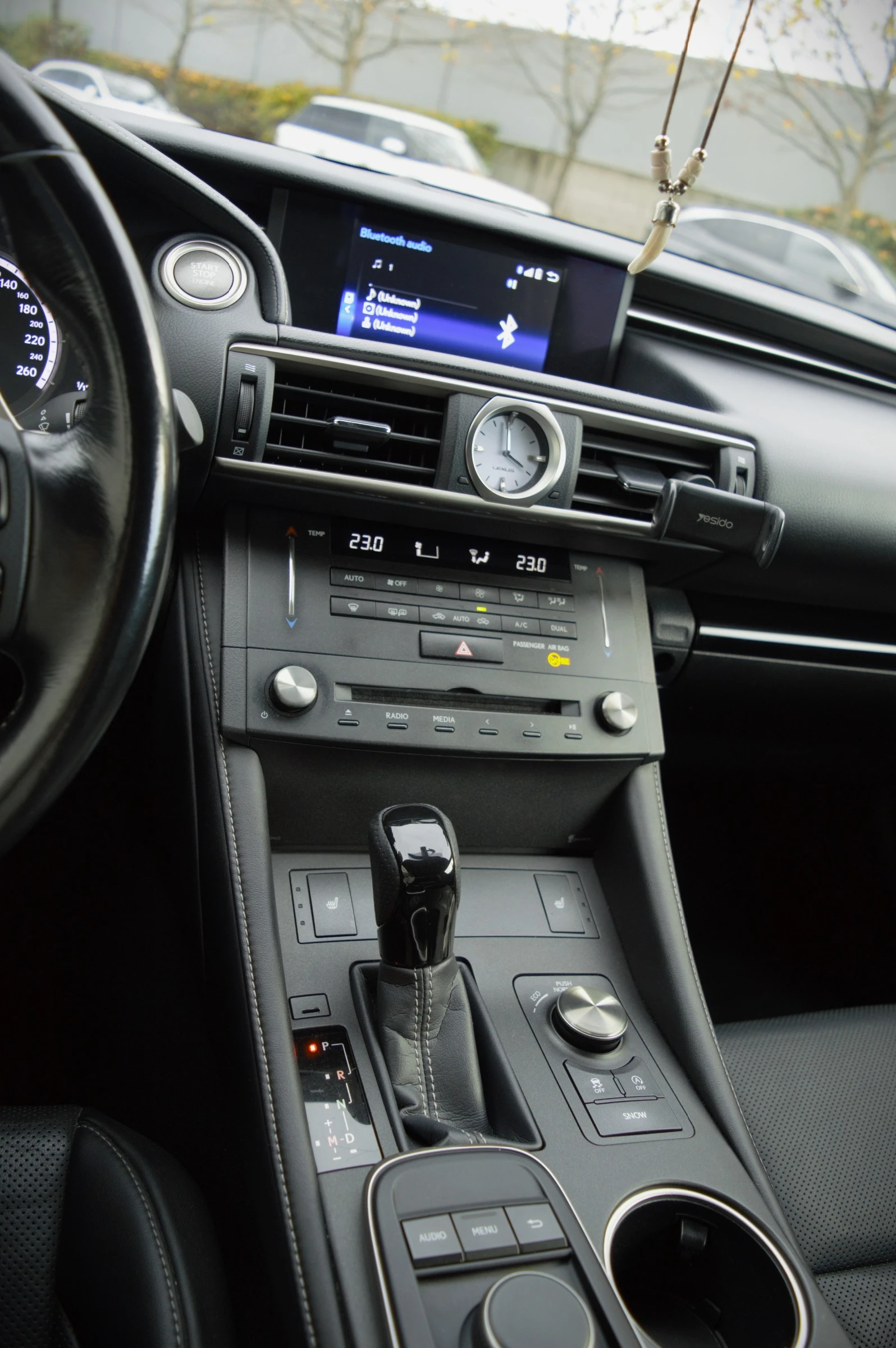 Lexus RC 200t  - изображение 10