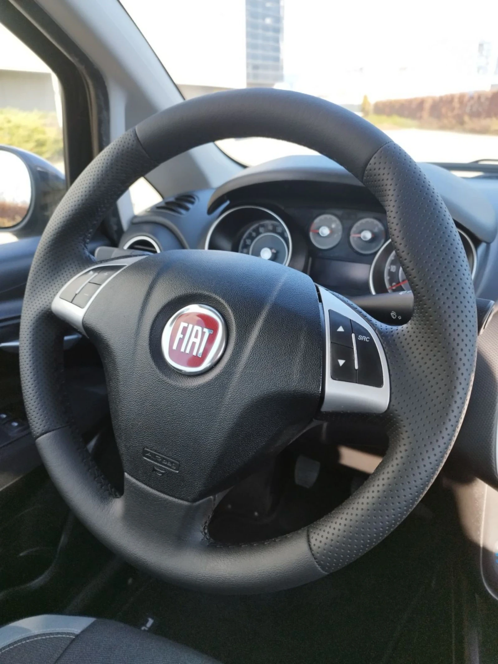 Fiat Punto 1.3. M-JET, 95 �.�. | Mobile.bg � ����������� 14