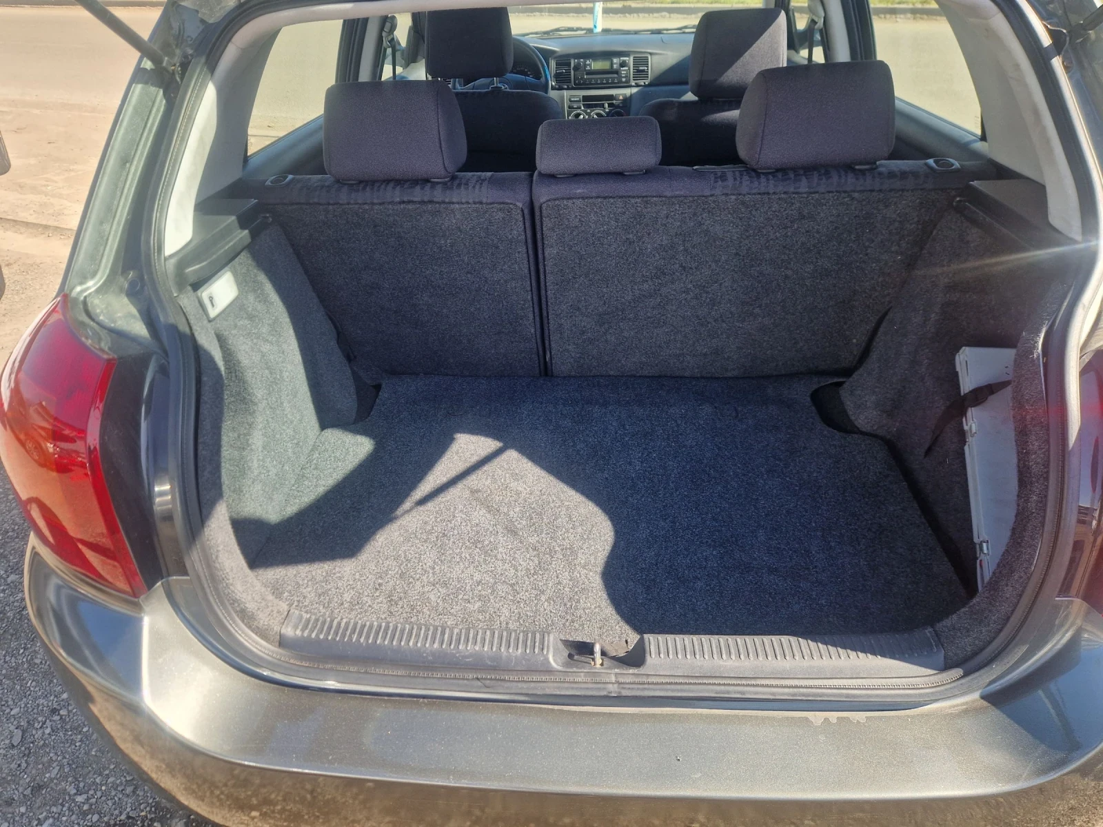 Toyota Corolla 2.0D4D 90HP.ITALIA, снимка 7 - Автомобили и джипове - 53875039