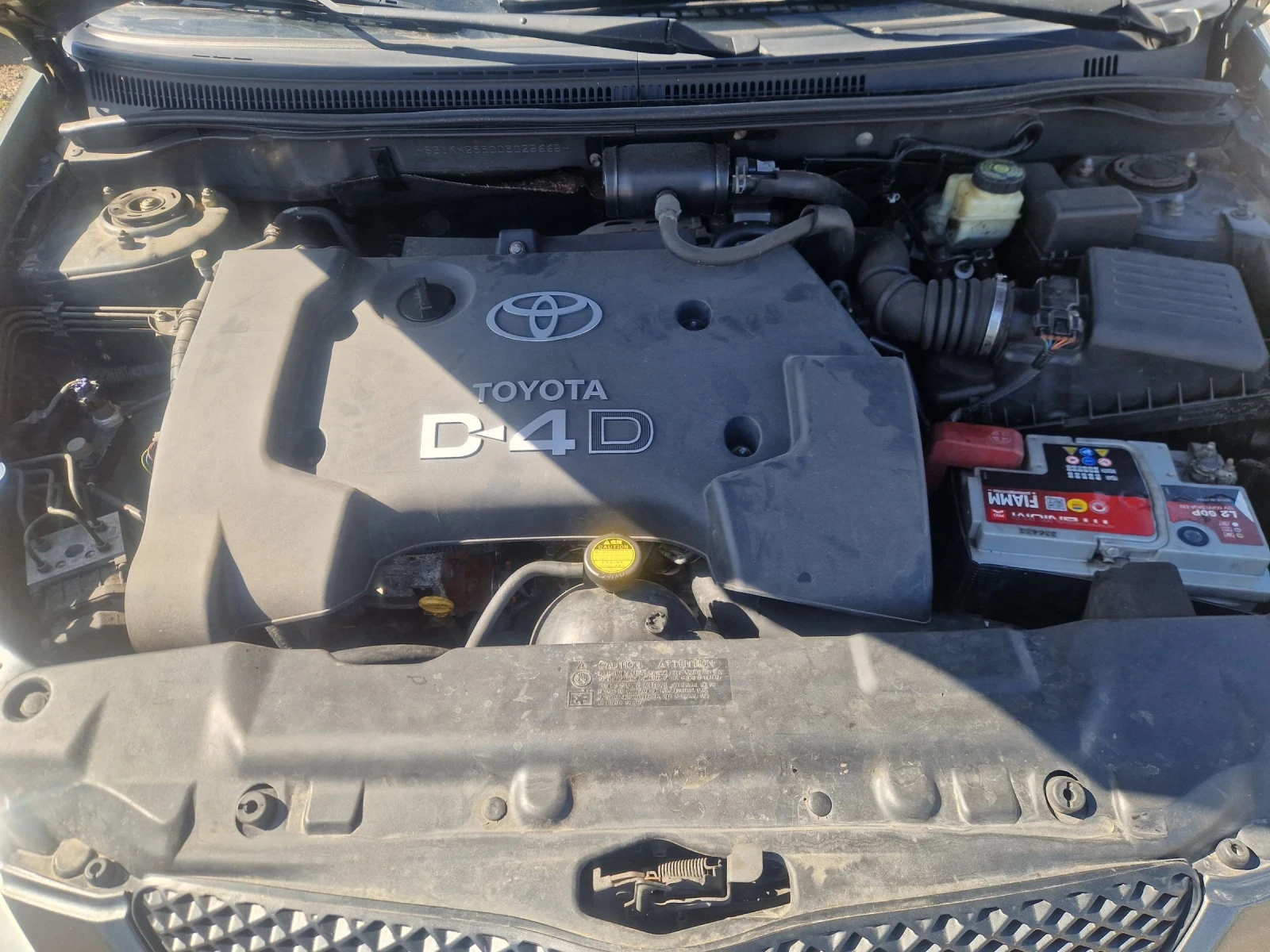 Toyota Corolla 2.0D4D 90HP.ITALIA, снимка 13 - Автомобили и джипове - 53875039