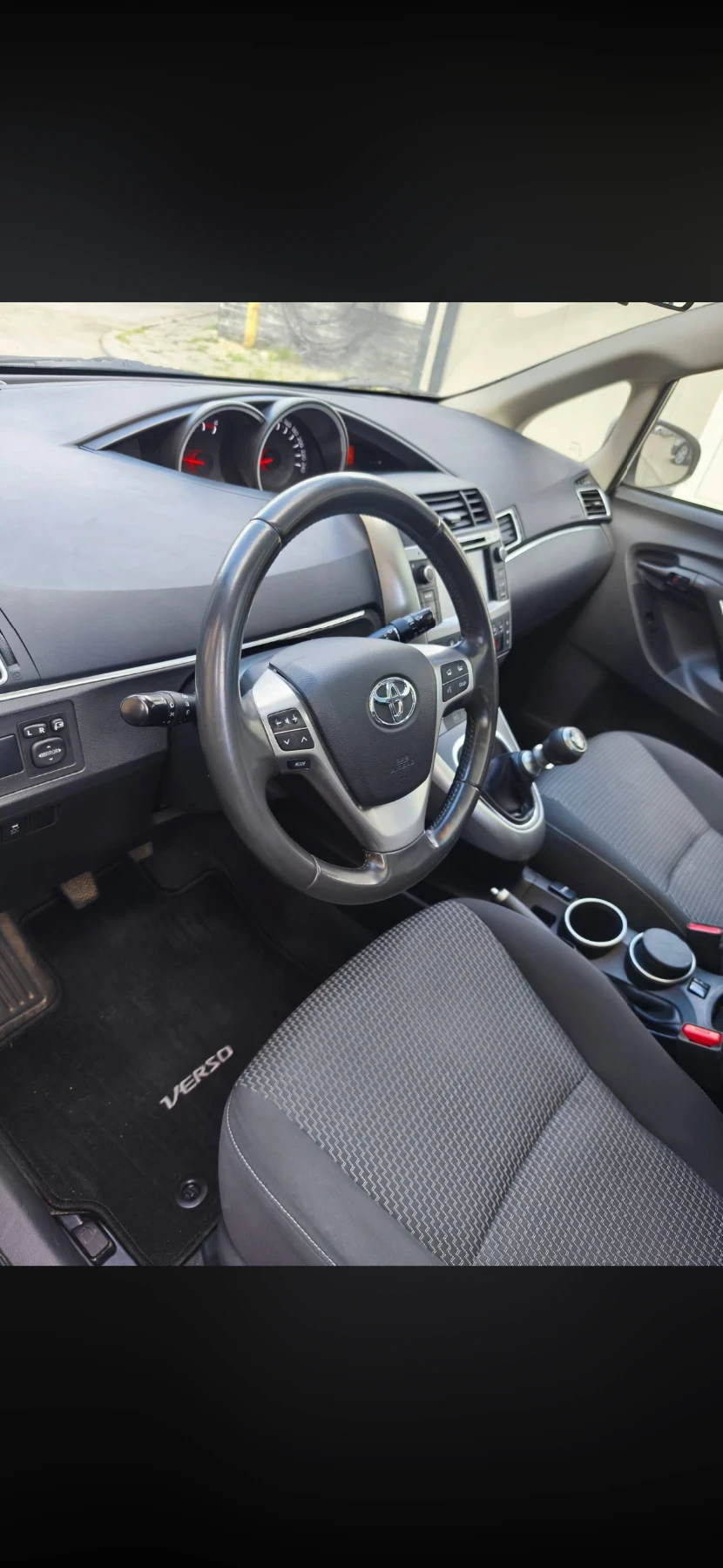 Toyota Verso, снимка 6 - Автомобили и джипове - 54217607