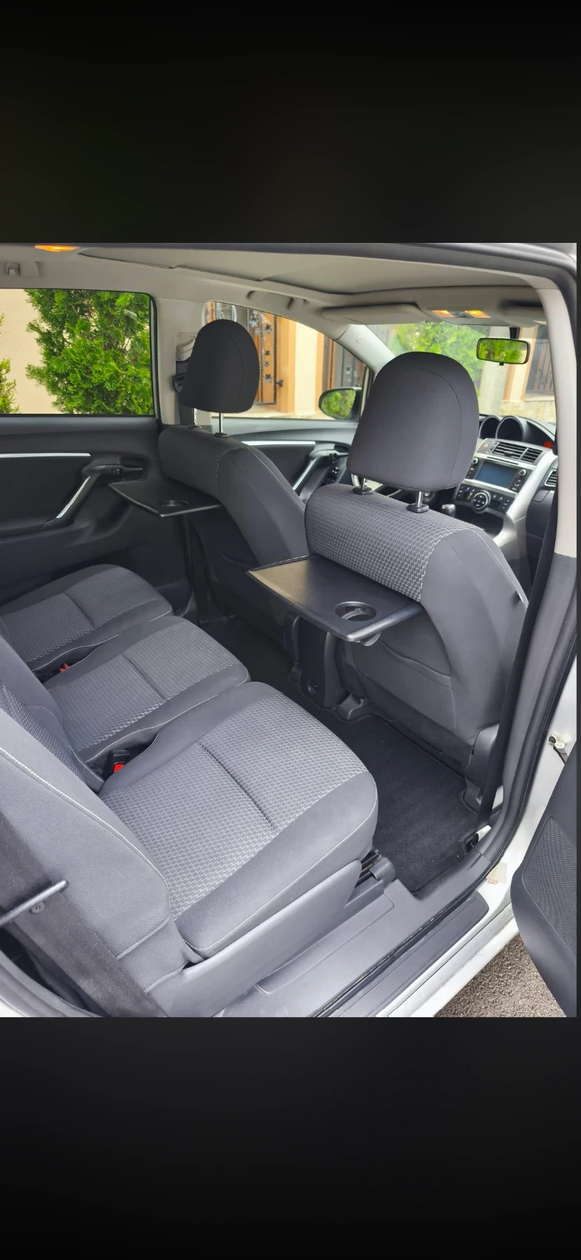 Toyota Verso, снимка 12 - Автомобили и джипове - 54217607