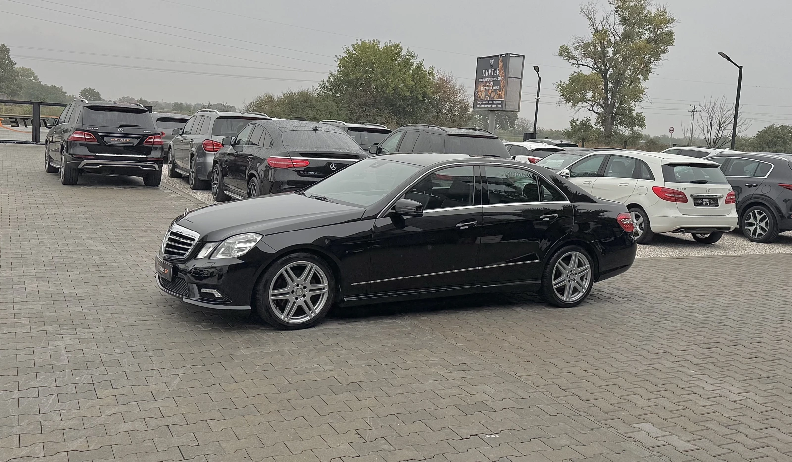 Mercedes-Benz E 250 CDi 4Matic AMG Pack, снимка 2 - Автомобили и джипове - 54200779