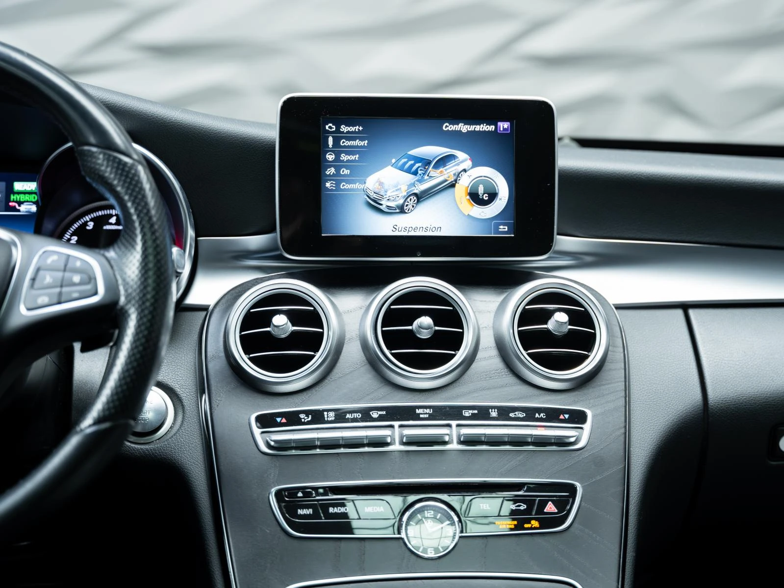 Mercedes-Benz C 350 E-HYBRID* BURMESTER* NAVI* PANO* ПОДГРЕВ* , снимка 13 - Автомобили и джипове - 54300879