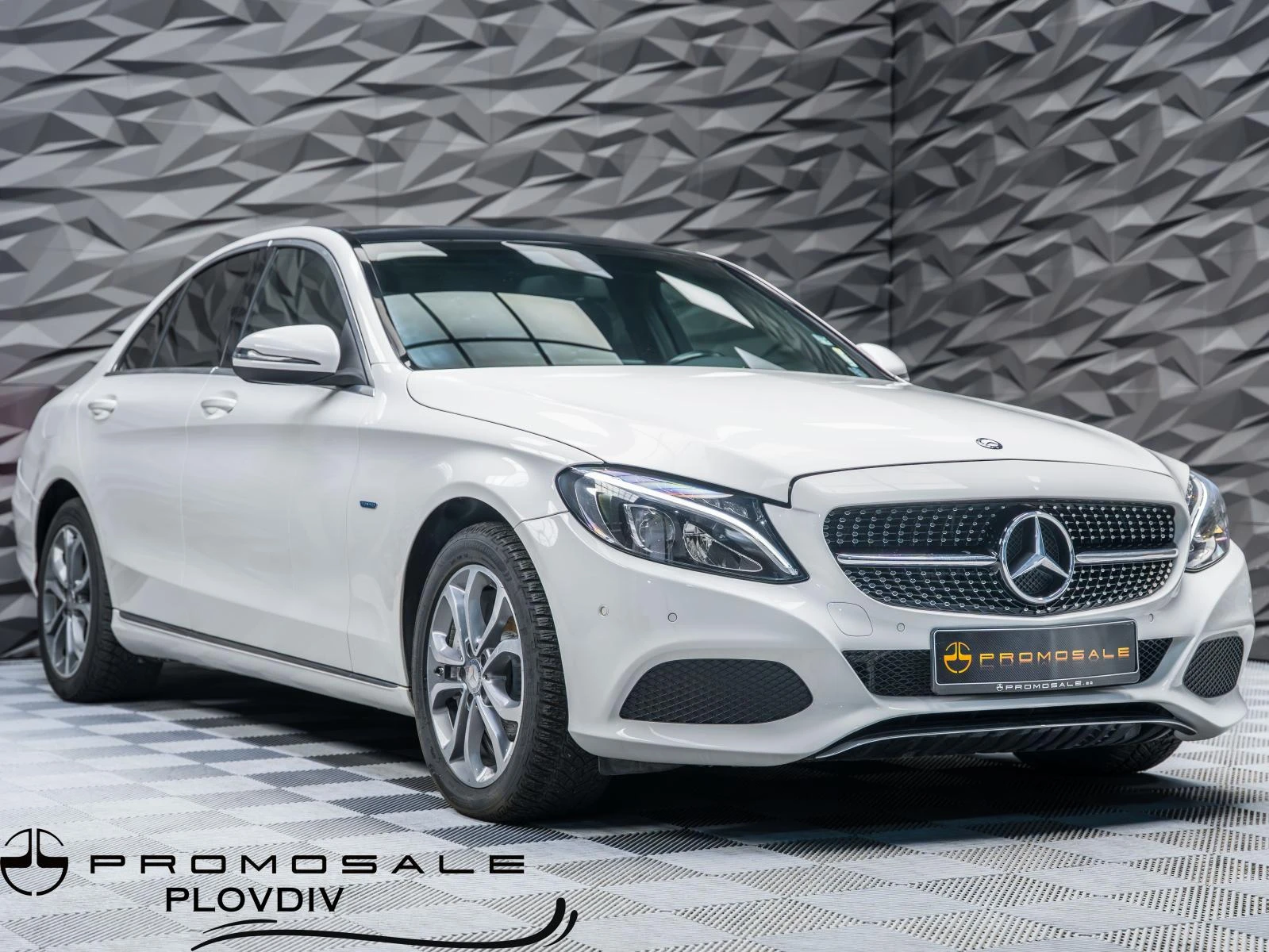 Mercedes-Benz C 350 E-HYBRID* BURMESTER* NAVI* PANO* ПОДГРЕВ* 