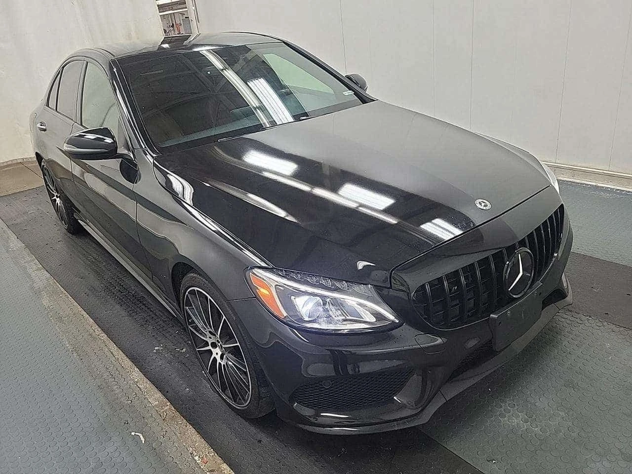 Mercedes-Benz C 300 * 4MATIC| AMG PKG| BSM| RED INT * CARFAX * ЦЕНА ДО