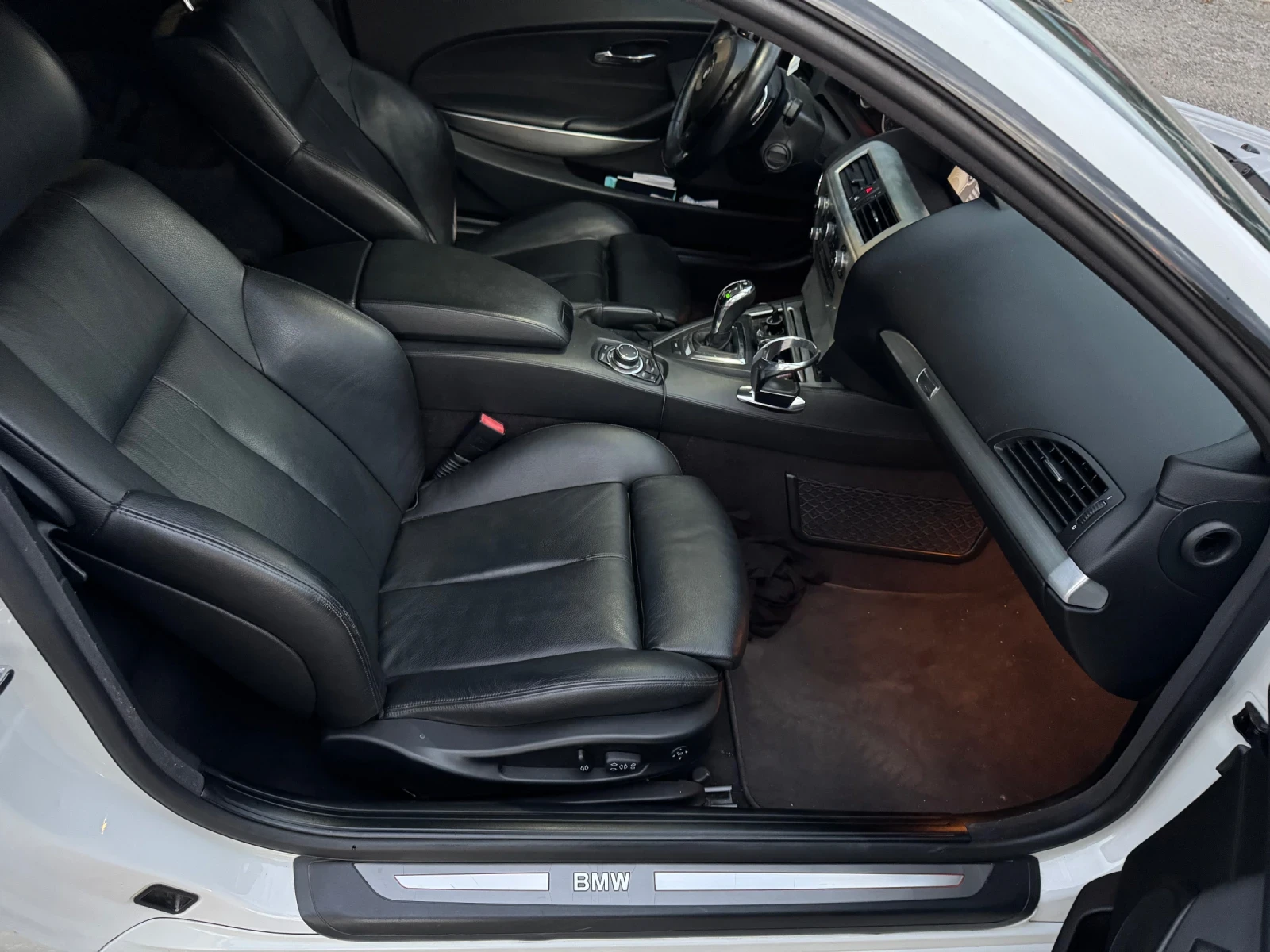 BMW 635 D 404к.с AlpineWeiss HeadUp Keyless Sports Package, снимка 11 - Автомобили и джипове - 55002810